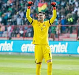 Carlos Lampe celebró la clasificación de Bolivia con camiseta de Colombia