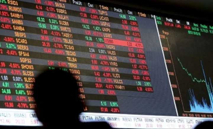 El día después del Congreso: se hunden los bonos y el riesgo país llega a los 1.311 puntos