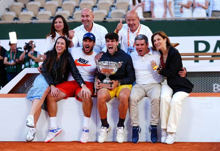 Meet Carlos Alcaraz’s Siblings: Spanish ATP Pro’s Family and Childhood Explored Here's everything you need to know about Spanish tennis star Carlos Alcaraz's family and the childhood he had. Rahul Gou