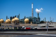 California Lawmakers Reach Last-Minute Deals on Climate, Energy