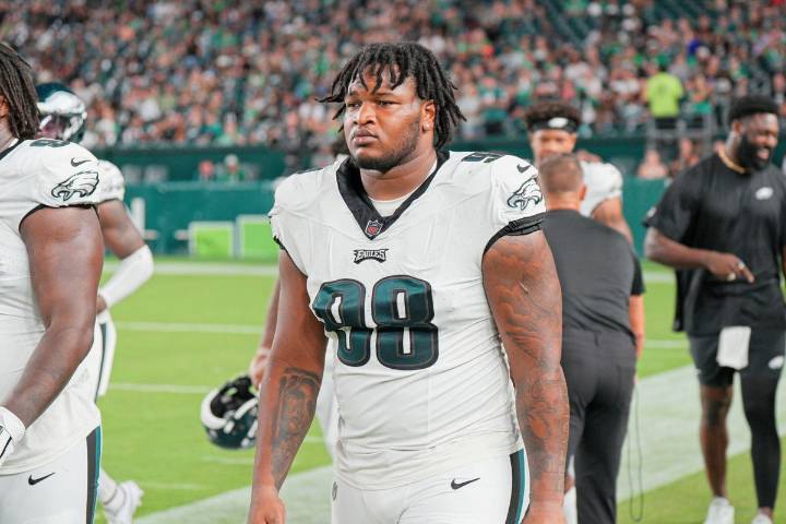 Eagles Legend Says He Could’ve Prevented Jalen Carter’s Spitting Incident After NFL’s $57K Fine Eagles DT Jalen Carter might have not faced ejection if retired DE Brandon Graham was present on the fie