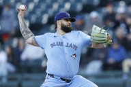Deadspin | Braves claim RHP Alek Manoah off waivers from Jays