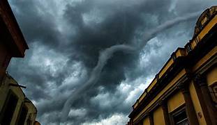 Dos tornados en San Cristóbal de las Casas
