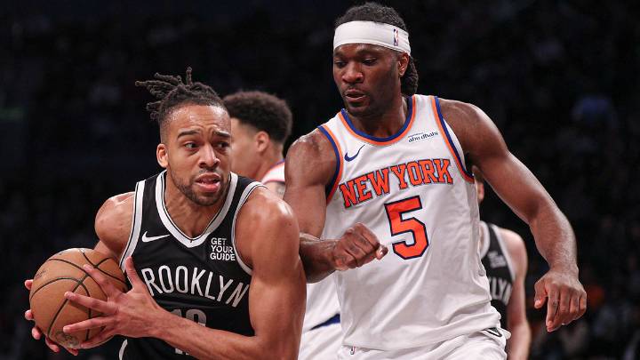 Knicks sign former March Madness hero to contract