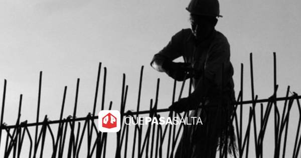 Cuatro de cada diez argentinos trabaja en "negro": empleo informal récord en 2025