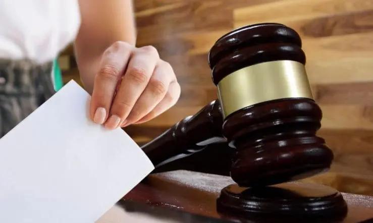 Sheinbaum propone recortar presupuesto del Poder Judicial