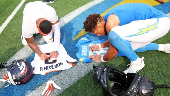 Chargers' Oronde Gadsden II revealed as secret offensive weapon as Los Angeles TE