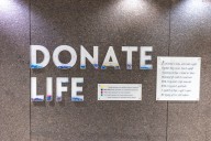 Ascension St. Vincent Unveils Tribute to Organ Donation