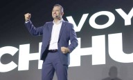 Destapes y flores / Más los reales / Xóchitl decantada / Marco candidato