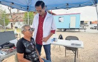 Reciben personas migrantes atención médica gratuita