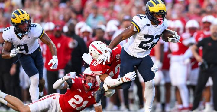 Position grades for Michigan Football’s win at Nebraska