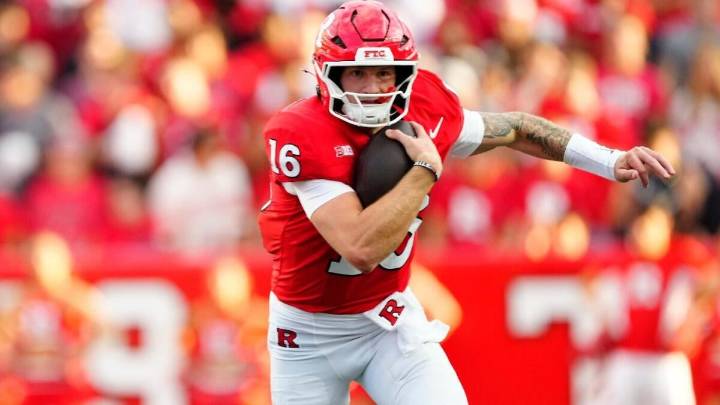 Iowa vs. Rutgers prediction, odds, start time: 2025 college football Week 4 picks, bets by expert on 11