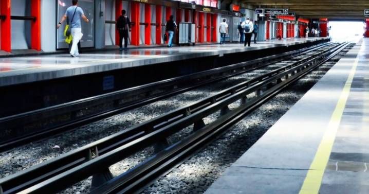 ¿Vas hacia la Línea 7? Esto te interesa: Reportan esperas para abordar