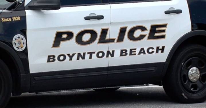 Woman, 85, dead after crash sends car into utility pole in Boynton Beach