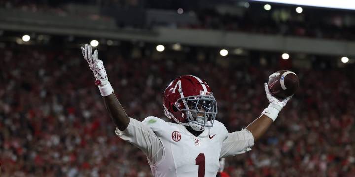 ‘A fist fight’: No. 17 Alabama hangs on to upset No. 5 Georgia on the road