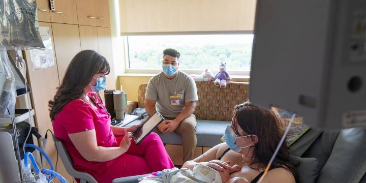 New virtual NICU nurse program at American Family Children’s Hospital reduces turnover