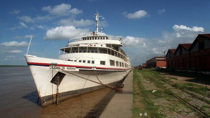 La asombrosa historia de uno de los últimos barcos que unió Rosario con Asunción
