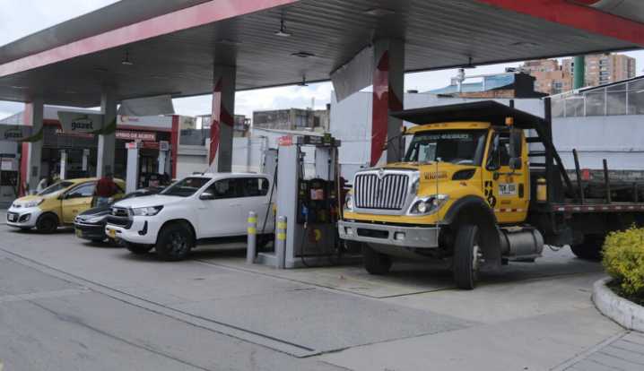 Anuncian plan para garantizar abastecimiento de combustibles en Nariño