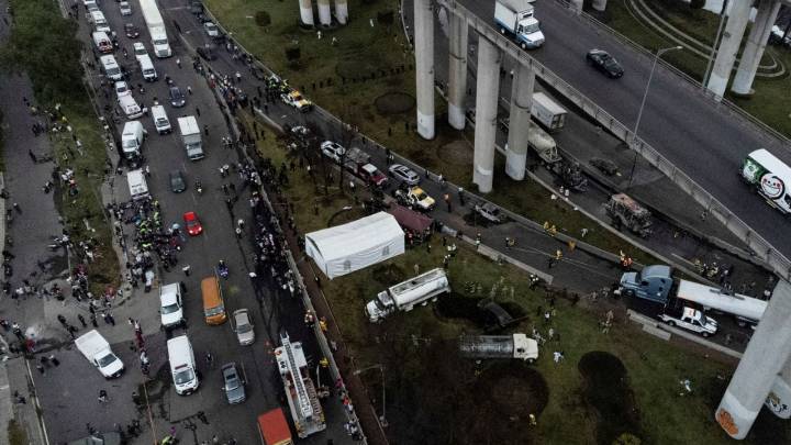 Crece a 14 la cifra de personas muertas por la explosión de pipa en el Puente de la Concordia