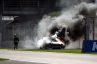 Se salva Nicolas Hamilton de carro en llamas