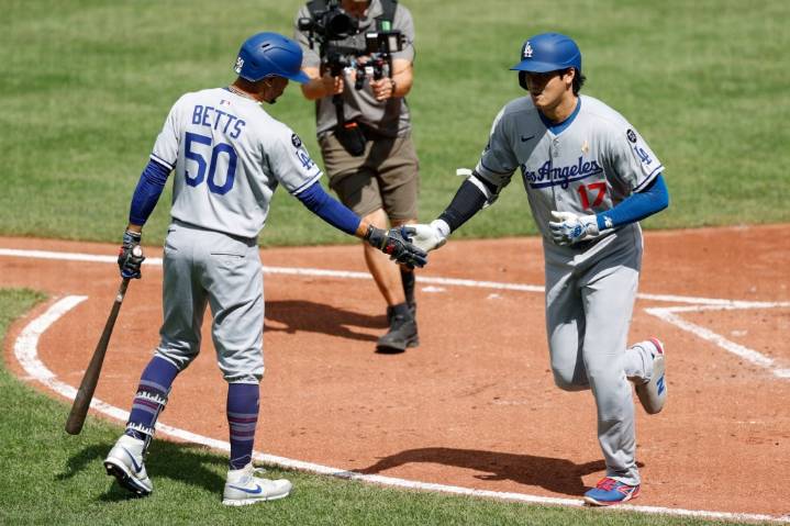 Dodgers get two home runs from Shohei Ohtani, end five