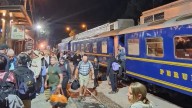 Habilitan trenes de emergencia para evacuar a turistas varados en la ruta Machupicchu