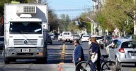 Buteler prohibirá las actividades «irregulares» en las esquinas de Cipolletti