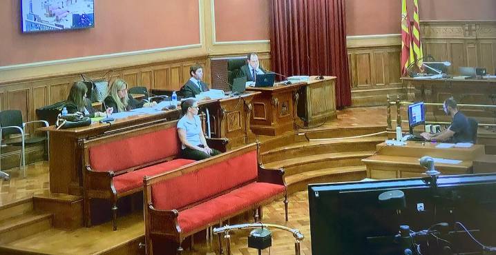 La Audiencia de Barcelona impone 33 años de prisión a la aspirante a ‘mossa’ por matar a su pareja en Ripollet
