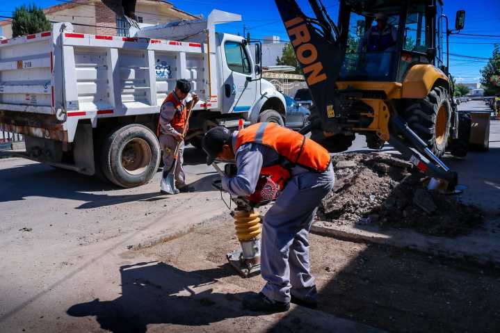 Atiende la J+ rezago con programa especial de mantenimiento y bacheo