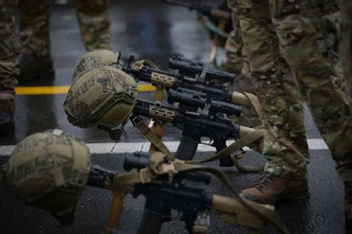 Gasto militar mundial alcanzó récord de $2,7 billones: con 4% se erradicaría el hambre