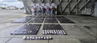 Armada incauta cerca de una tonelada de cocaína en el Pacífico: tres capturados