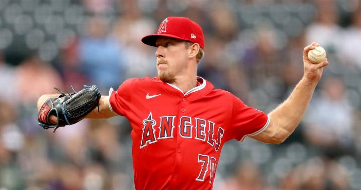Angels can't keep pace with Rockies and suffer their eighth consecutive loss