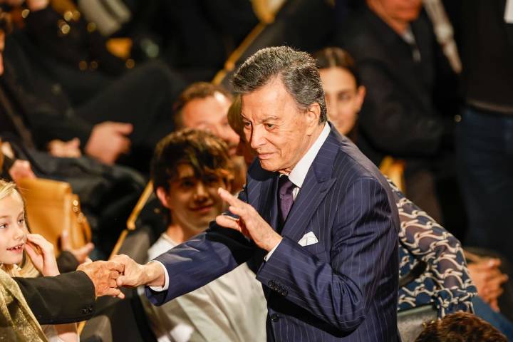 "No me iba a rendir fácilmente". En una gala llena de emoción, Palito Ortega fue nombrado Personalidad Emérita de la Cultura