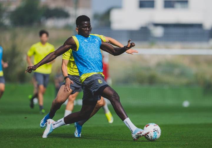 Maguette Gueye vuelve al trabajo con el grupo