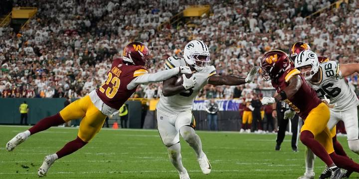Josh Jacobs looks to extend his rushing TD streak to 12 games when Packers visit Browns