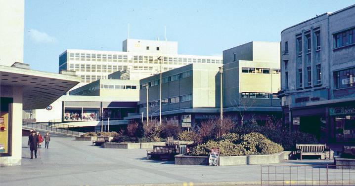 Step back in time with iconic Plymouth photos from 1970 and 1971