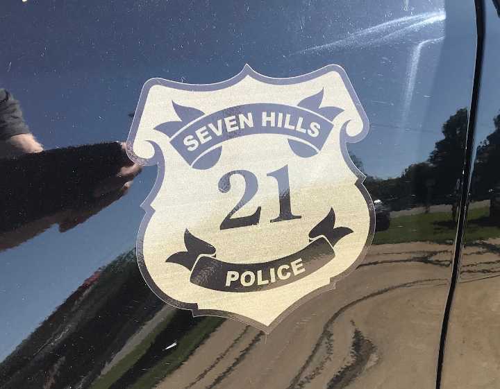 Motorcyclist with ‘Come Get Me’ license plate eludes officers: Seven Hills Police Blotter