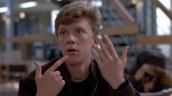 Con 57 años, así se ve hoy el actor Anthony Michael Hall de películas como El club de los cinco y 16 velas