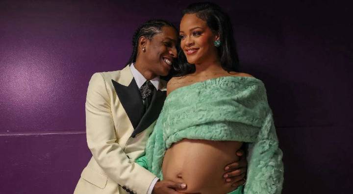 Rihanna y A$AP Rocky presentaron a su bebé tras convertirse en padres por tercera vez (+Fotos) 24 de septiembre de 2025 | Espectáculos La bebé nació el pasado 13 de septiembre, pero la pareja decidió 