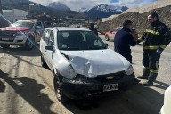 Chocaron dos vehículos y una persona fue trasladada al hospital