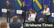 Swedish health minister collapses during media conference