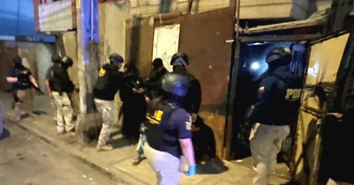 “Operativo Kike IV”: PDI desbarata punto de venta de drogas en Tocopilla y captura a ocho individuos
