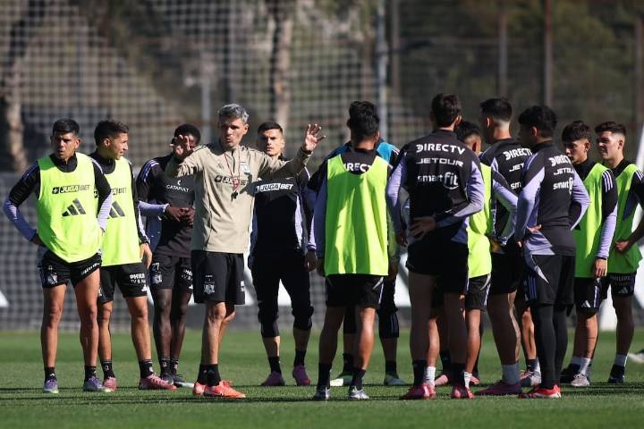 Sin Arturo Vidal y con un nombre sorpresa: la última formación que ensayó Colo Colo para la Supercopa ante la U
