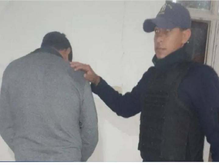 COLONIA ELISA: Apuñaló A Un Sujeto, Intentó Dispararse Con Una Escopeta Pero Fue Arrestado
