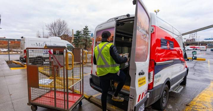 Feds to launch review of Canada Post