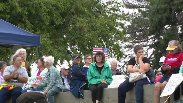 'Most motivated people': Dozens protest on Labor Day in Memorial Park