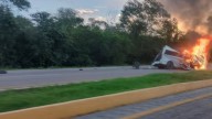 Accidente carretero deja 15 personas muertas