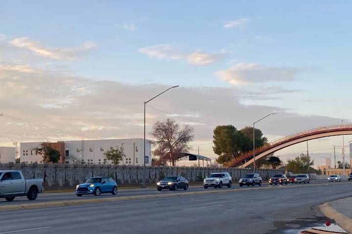 Hasta 35 minutos para cruzar a El Paso hoy