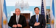 Aseguran en Estados Unidos que el Departamento de Estado pausó el acuerdo para que los argentinos puedan viajar sin visa
