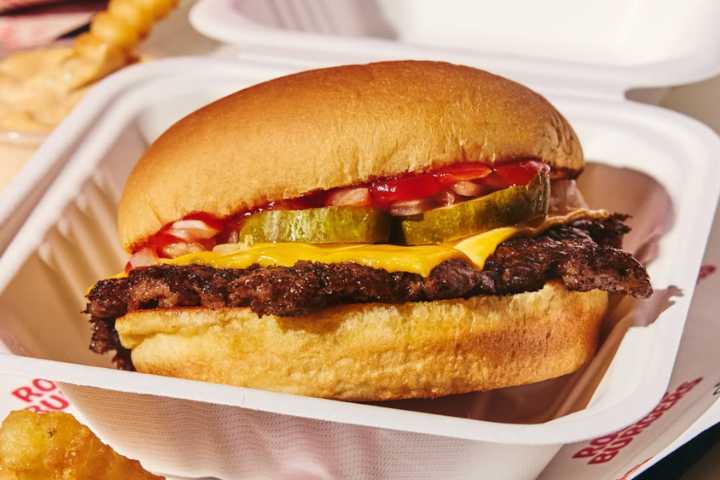 Popular restaurant known for its smash burgers to open new Calgary location